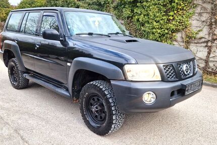 Nissan Patrol 295.000 km 13.990 &euro; München 80935