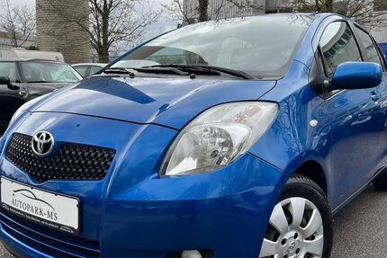 Toyota Yaris 140.000 km 2.990 &euro; München 81243
