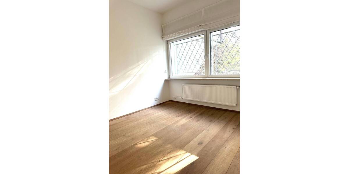 Reihenendhaus Grünwald - 6 Zimmer, 190 m&sup2;, 1.590.000&euro; | Angebot:23971306