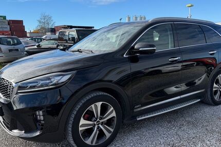 Kia Sorento 110.000 km 18.880 &euro; München 81829