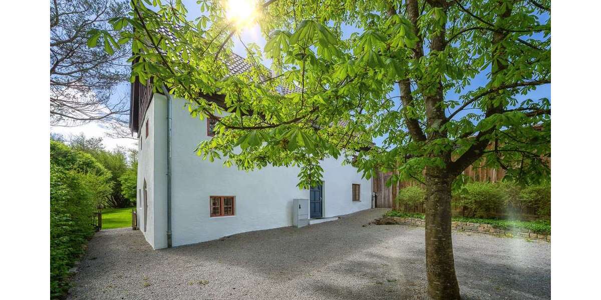 Haus zum Mieten in Berg 4.250 € 130 m² 5 zimmer