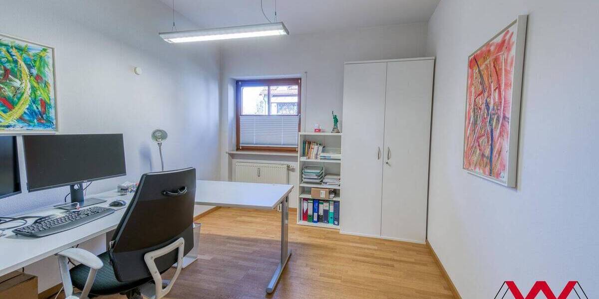 Gewerbeobjekt Ebersberg - 6 Zimmer, 121 m&sup2;, 498.000&euro; | Angebot:24026737