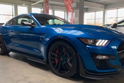 Ford Mustang 30.600 km 104.900 &euro; München 81677