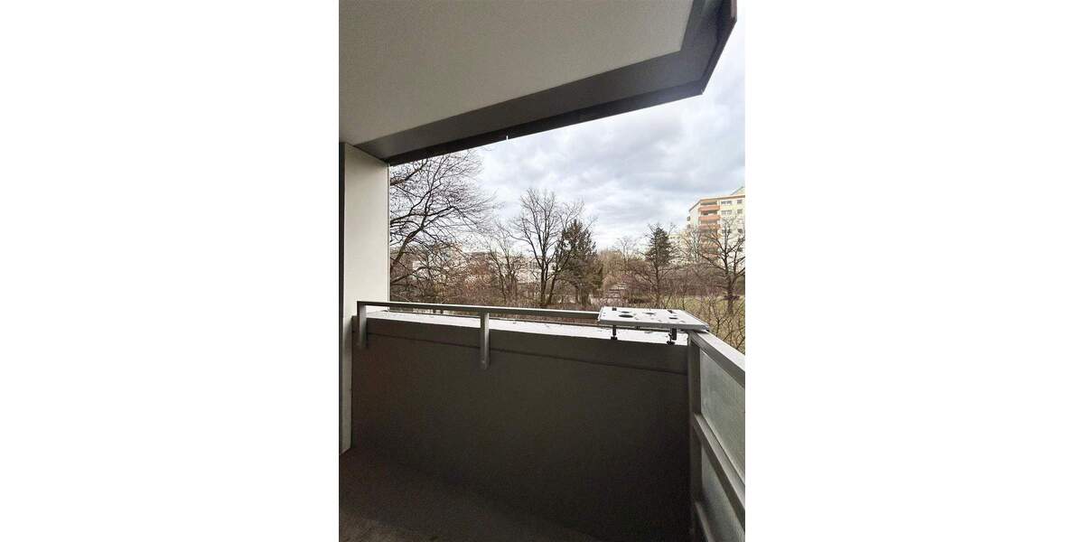 Attraktive 3-Zimmer Wohnung mit Gemeinschaftspool & Sauna in München-Neuaubing 3 zimmer