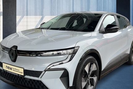 Renault Megane E-TECH 30.217 km 22.990 &euro; München 81827
