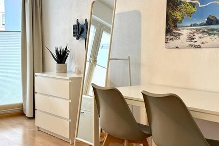 Nahe Uni!! - Möbliertes 1-Zi-Apt. Schelling- Ecke Luisenstr.! Von Privat!! Balkon, EBK, Keller! 1 zimmer