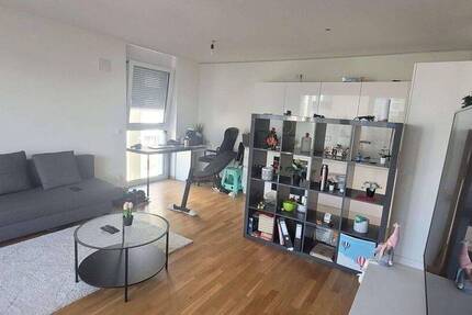Möblierte 2-Zimmer-Wohnung mit Loggia in München - sofort einziehen! 2 zimmer