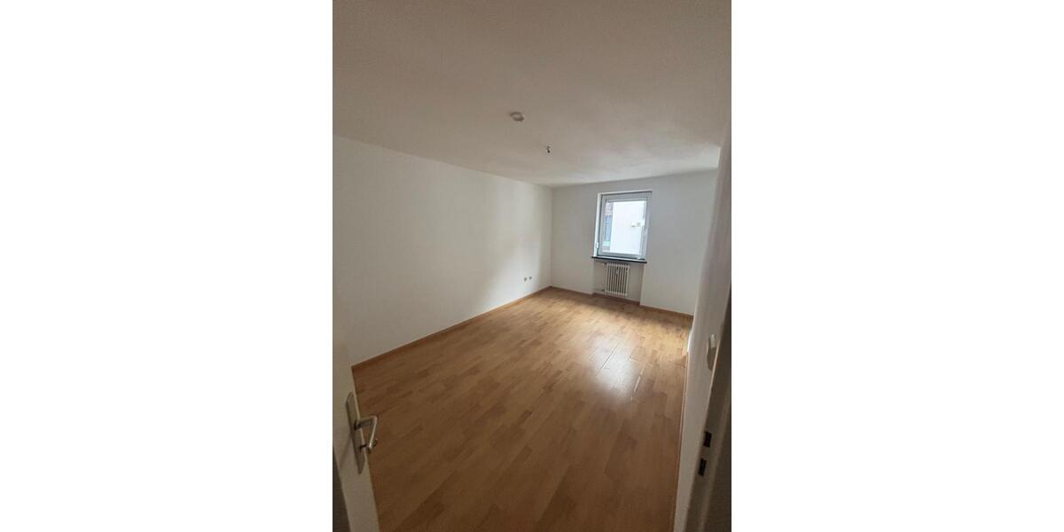 Etagenwohnung München Schwabing-Freimann - 2 Zimmer, 39 m&sup2;, 1.800&euro; | Angebot:25885066