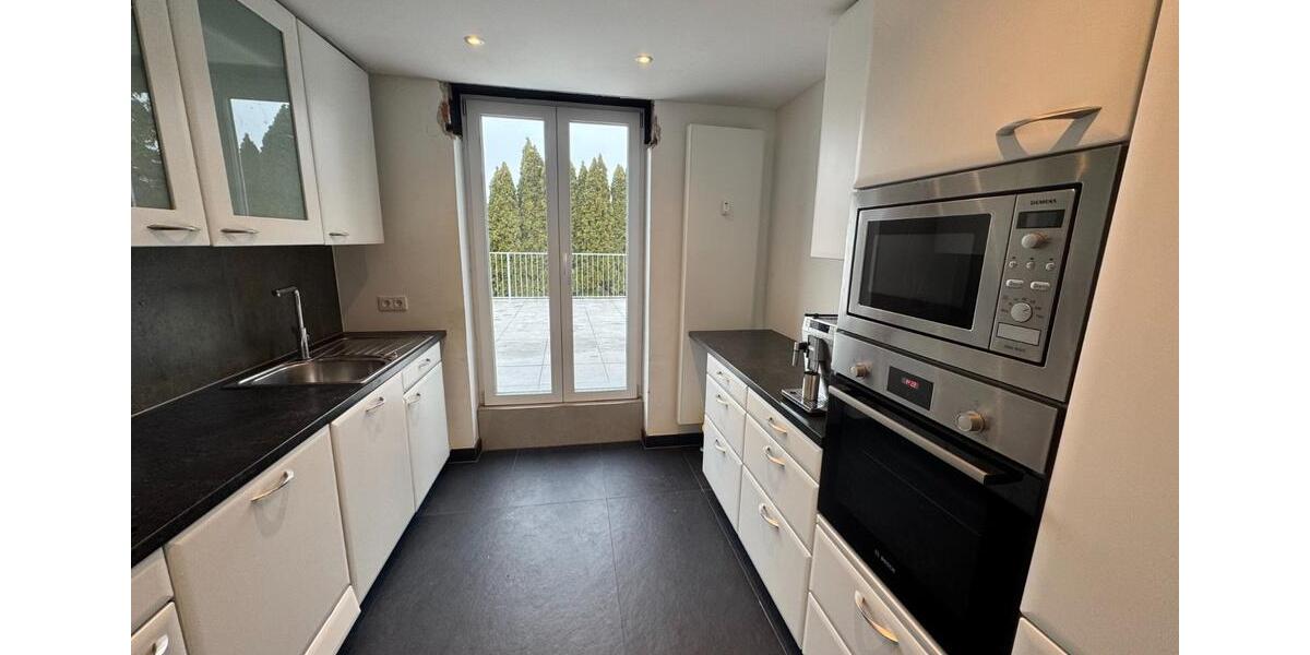 Dachgeschoßwohnung Weßling - 3 Zimmer, 123 m&sup2;, 1.970&euro; | Angebot:24629871