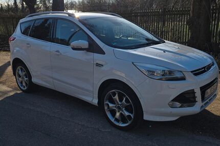 Ford Kuga 129.444 km 10.990 &euro; München 80997