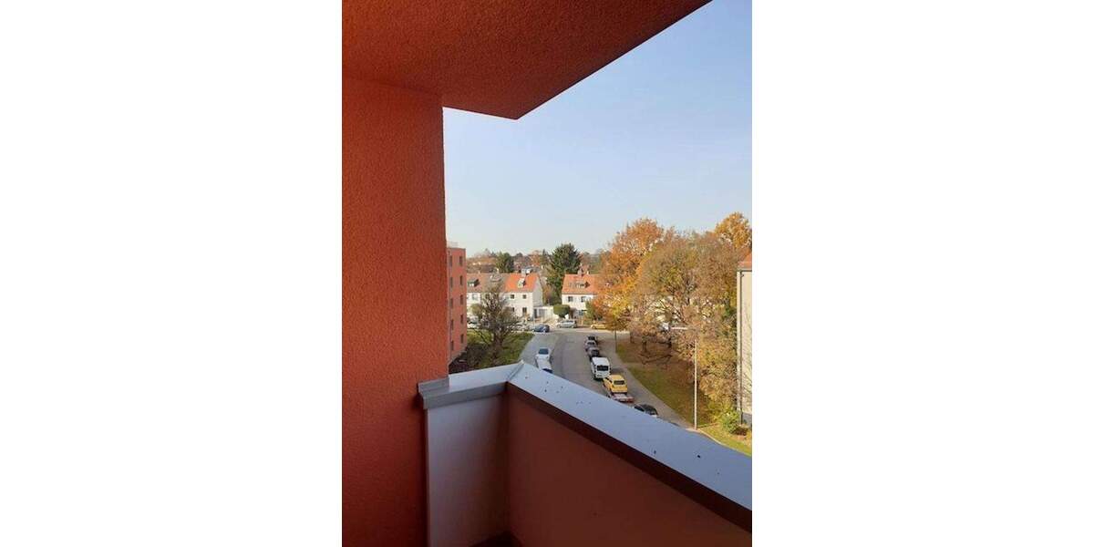 Etagenwohnung München Sendling-Westpark - 4 Zimmer, 95 m&sup2;, 2.175&euro; | Angebot:25262852