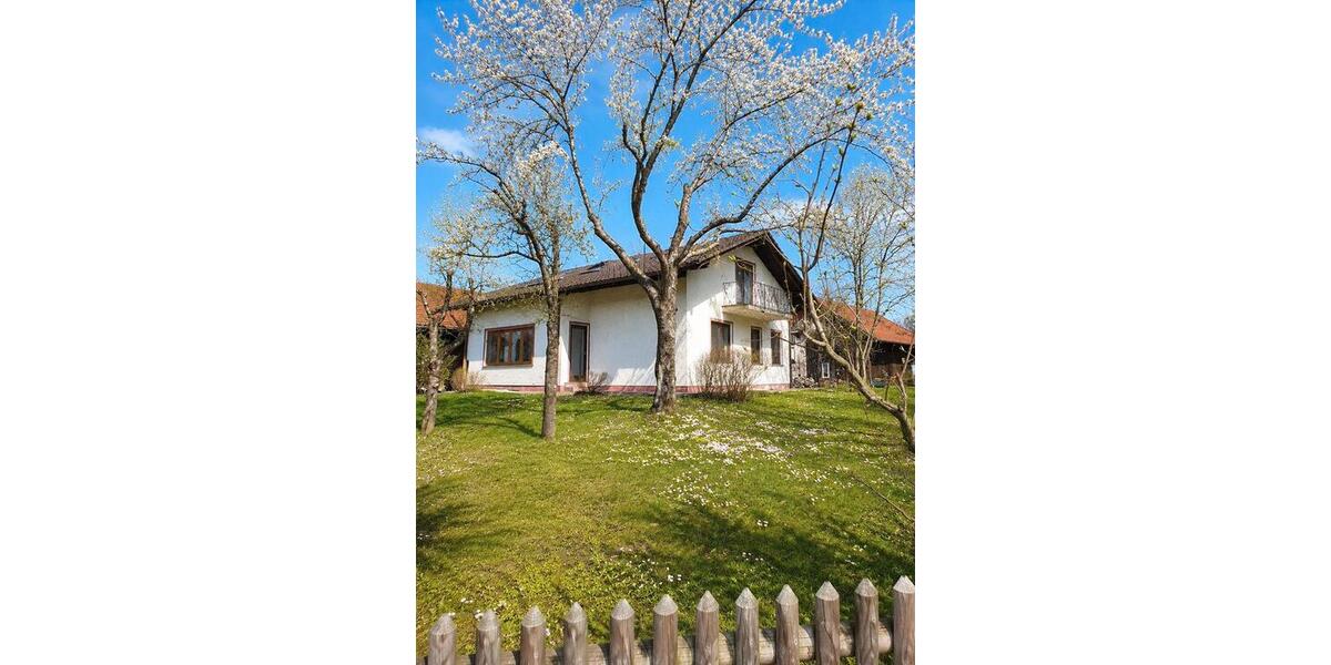 Einfamilienhaus Berg - 7 Zimmer, 145 m&sup2;, 1.300.000&euro; | Angebot:26603603