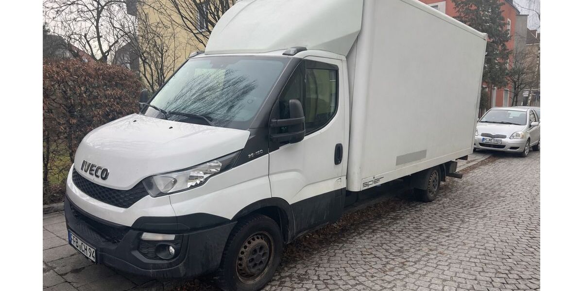 IVECO Andere 261.000 km 15.900 &euro; München 80809