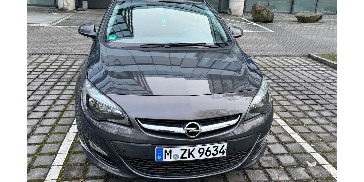Opel Astra 212.000 km 3.800 &euro; München 81673