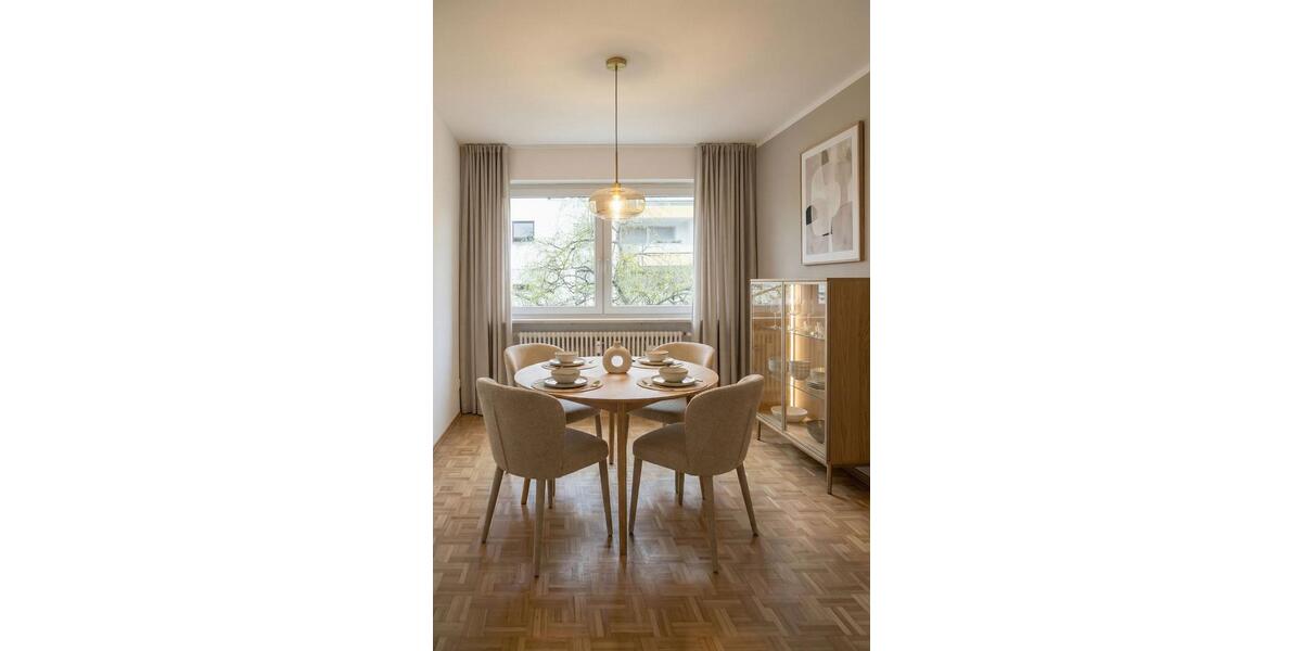 Etagenwohnung Grünwald - 3.5 Zimmer, 95 m&sup2;, 2.180&euro; | Angebot:25257450