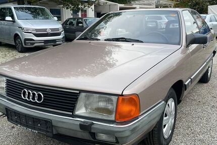 Audi 100 86.000 km 6.700 &euro; Dachau 85221