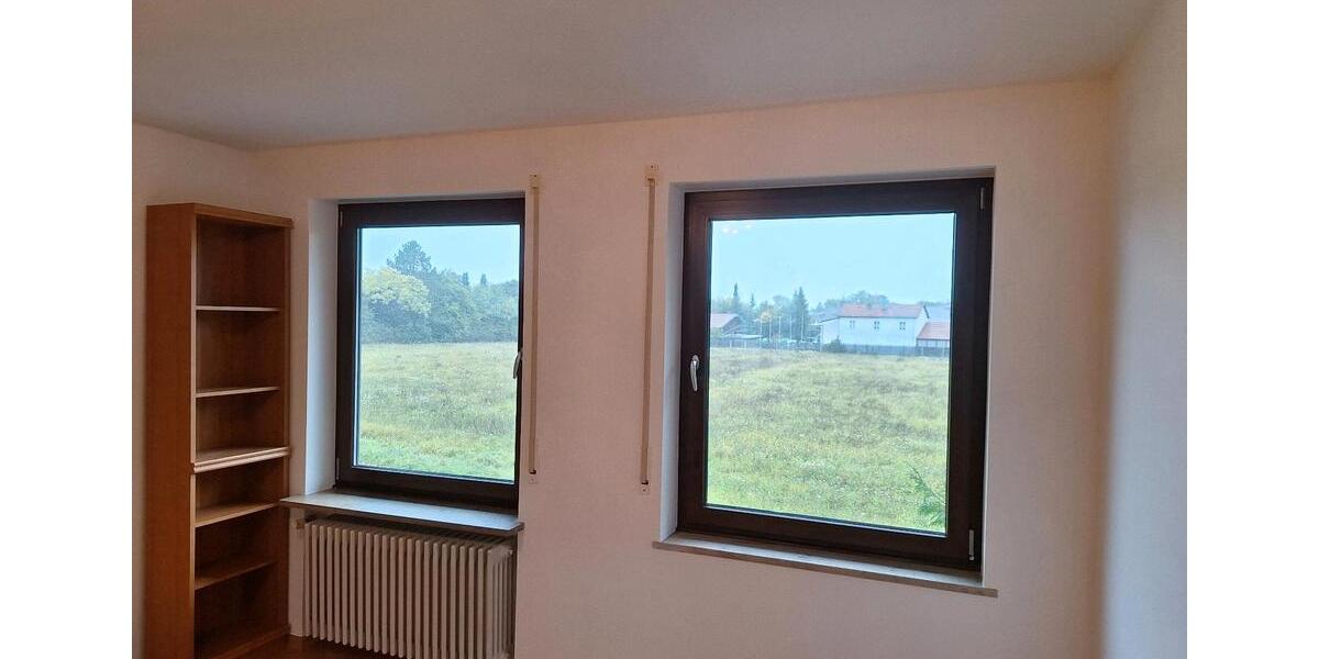 Reihenhaus mit schönem Garten für Wohngemeinschaft bis 3 Personen 2 zimmer