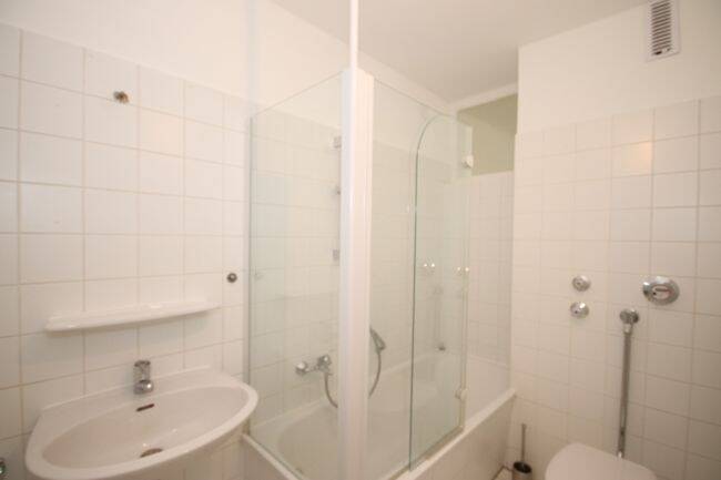 Etagenwohnung München Milbertshofen-Am Hart - 2 Zimmer, 53 m&sup2;, 1.160&euro; | Angebot:26835536