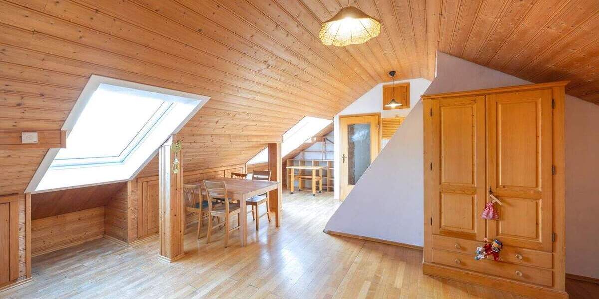 Reihenendhaus Fürstenfeldbruck - 8 Zimmer, 200 m&sup2;, 940.000&euro; | Angebot:25691105