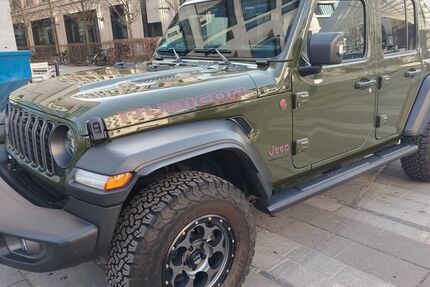 Jeep Wrangler 15.000 km 55.500 &euro; München 80802