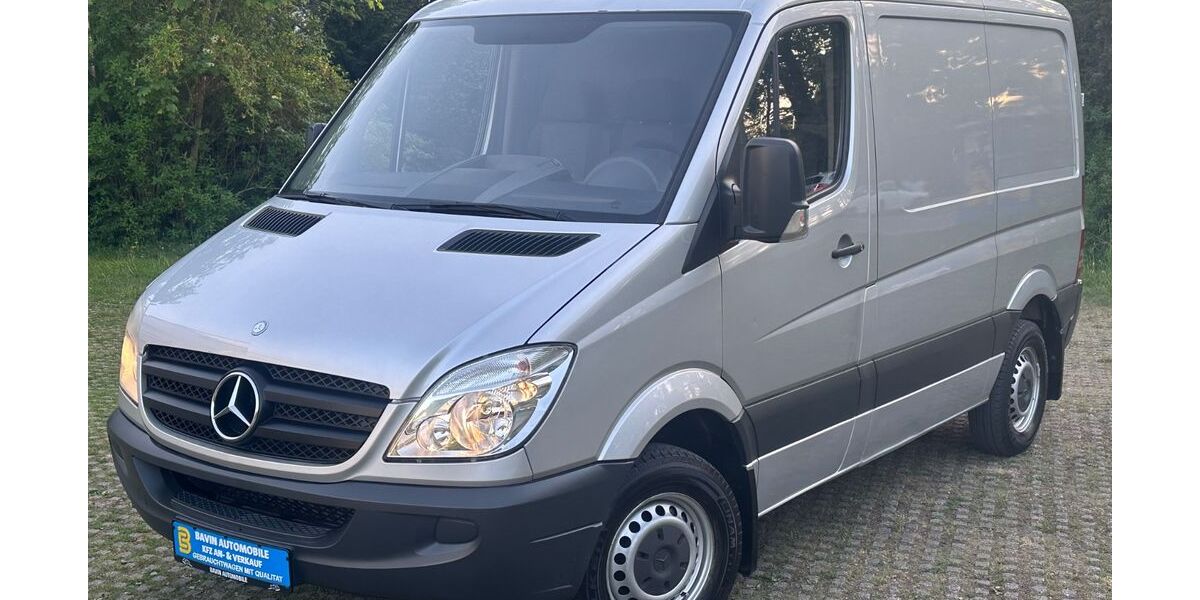 Mercedes-Benz Sprinter 128.000 km 8.990 &euro; München 81243