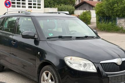 Skoda Fabia 251.000 km 1.700 &euro; Brunnthal 85649