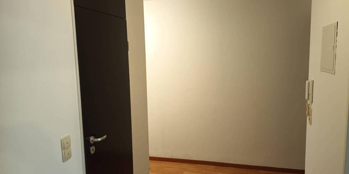 Etagenwohnung München Bogenhausen - 3 Zimmer, 105 m&sup2;, 2.010&euro; | Angebot:26286512