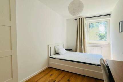 WG-Zimmer in Unterhaching 920 € 13 m² zimmer