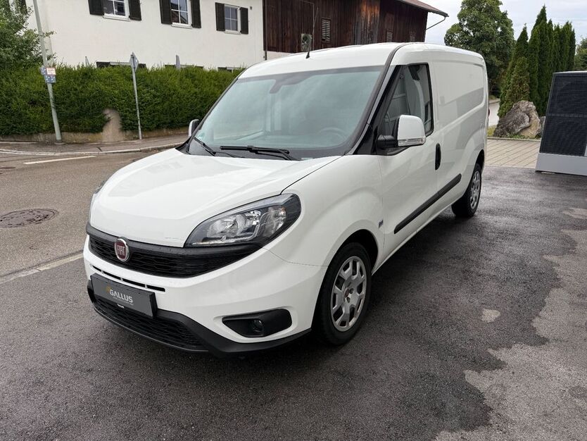 Fiat Doblo 52.900 km 15.490 € München 81827