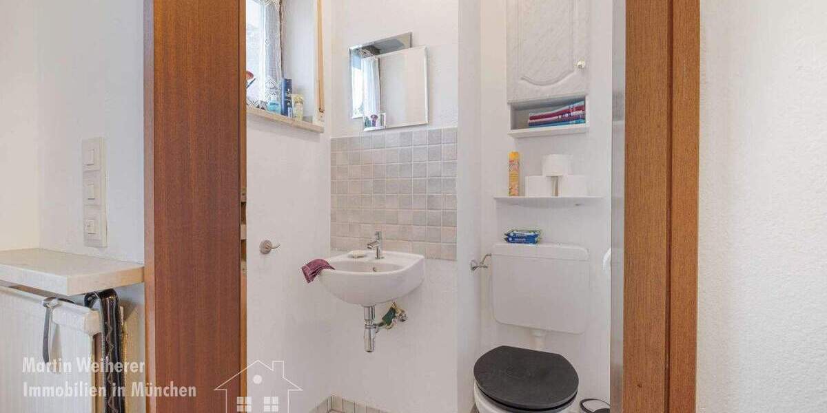 Doppelhaushälfte München Moosach - 6 Zimmer, 150 m&sup2;, 1.050.000&euro; | Angebot:25289373