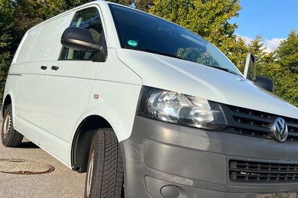 VW T5 Transporter 230.125 km 6.450 € München 81245