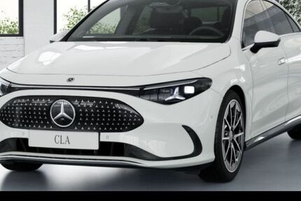 Mercedes-Benz CLA 250 9.900 km 55.900 &euro; München 80636