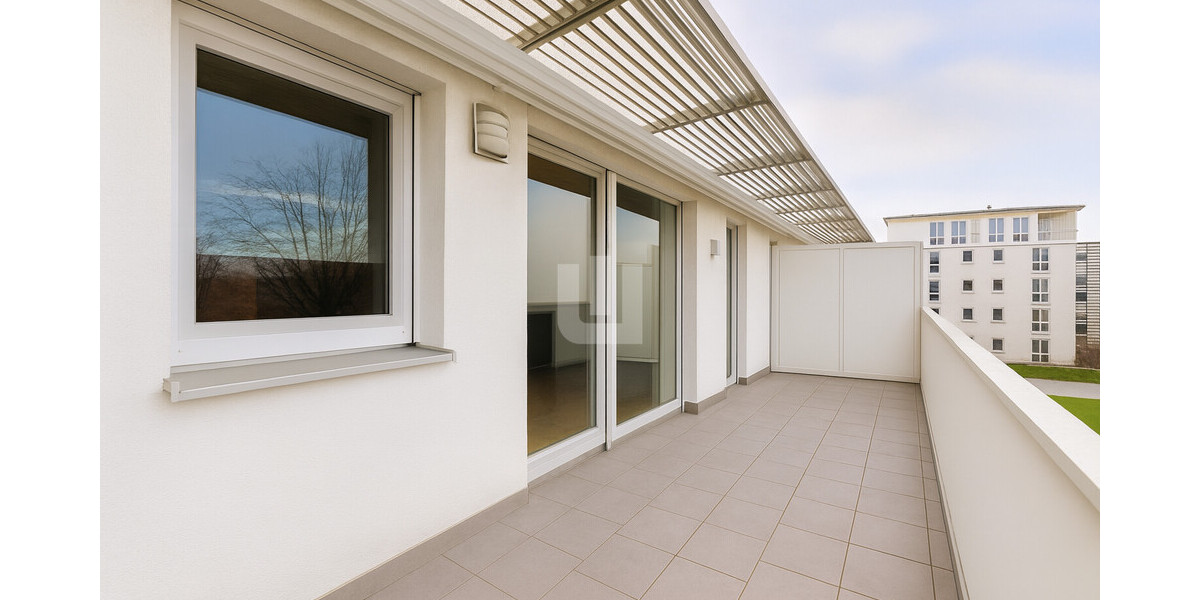 WINDISCH IMMOBILIEN - Neuwertige 3-Zimmer Wohnung mit EBK und Balkon zentral in Gröbenzell 3 zimmer