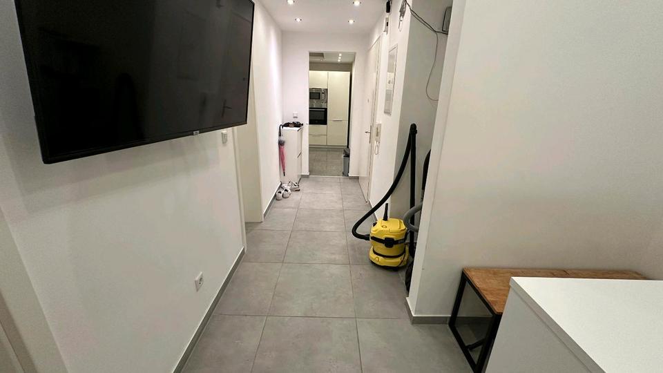 Modernes WG Zimmer Nöhe Olympiapark für junge Leute 4 zimmer