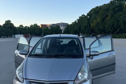 Honda Jazz 135.000 km 3.499 &euro; München 80333