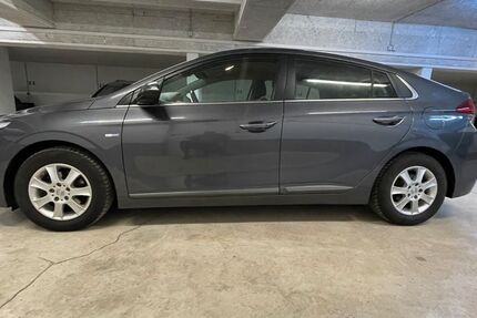Hyundai IONIQ 92.000 km 13.000 &euro; München 81545