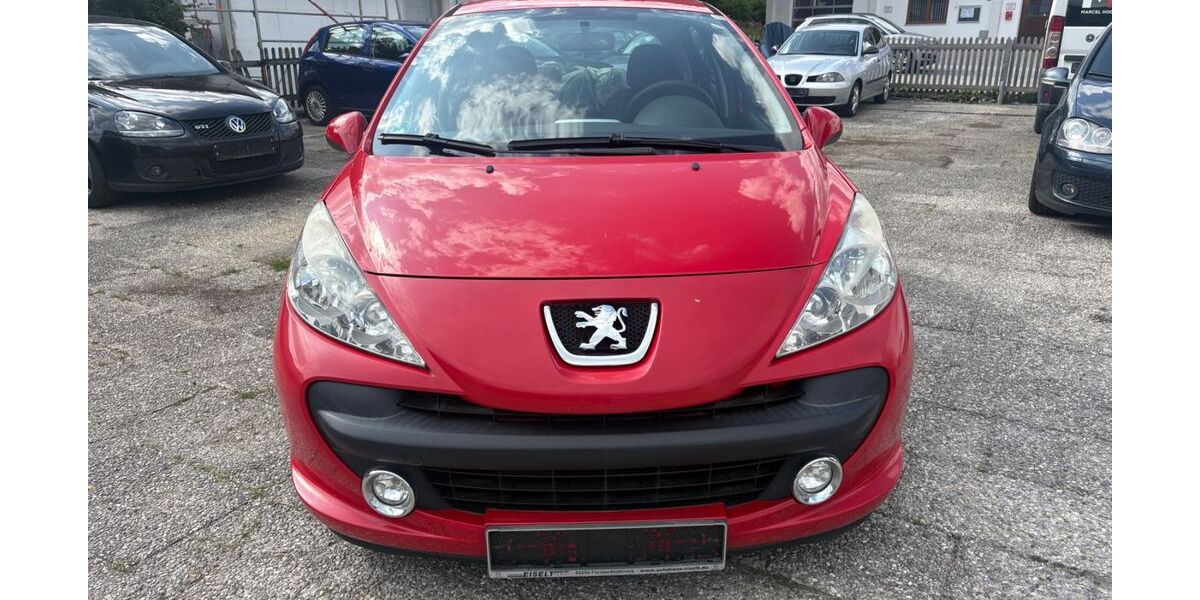 Peugeot 207 190.000 km 800 &euro; Egling 82544