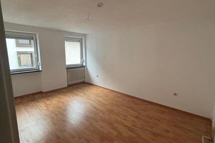 Wohnung München Schwabing-Freimann - 2 Zimmer, 39 m&sup2;, 1.800&euro; | Angebot:25885066