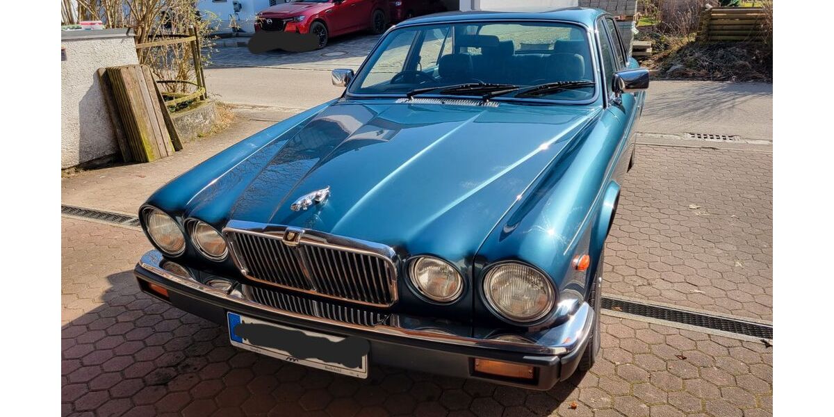 Jaguar XJ6 74.000 km 4.990 &euro; Erdweg 85253