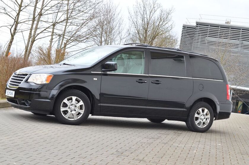 Chrysler Grand Voyager 190.150 km 4.700 € München 81243