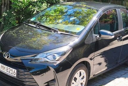 Toyota Yaris 125.000 km 8.100 &euro; MÜNCHEN 80995