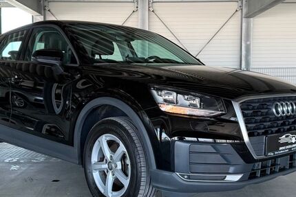 Audi Q2 105.100 km 13.999 &euro; München 81249