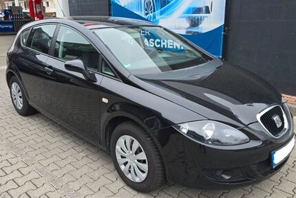 Seat Leon 243.000 km 2.490 &euro; Garching 85748