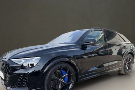 Audi RSQ8 3.000 km 148.749 &euro; Vaterstetten OT Parsdorf 85599