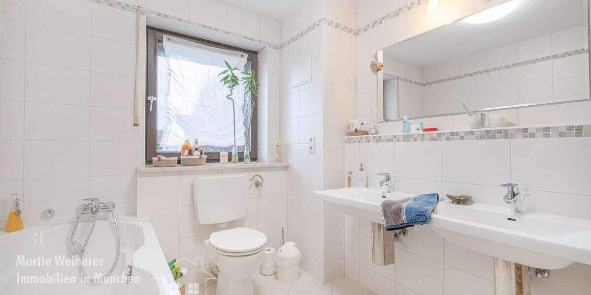 Doppelhaushälfte München Moosach - 6 Zimmer, 150 m&sup2;, 1.050.000&euro; | Angebot:25289373