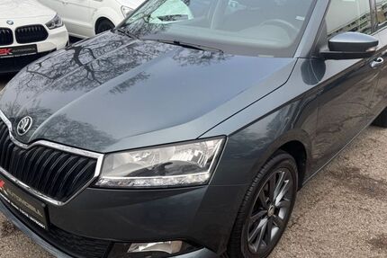 Skoda Fabia 101.200 km 11.990 &euro; München 81243
