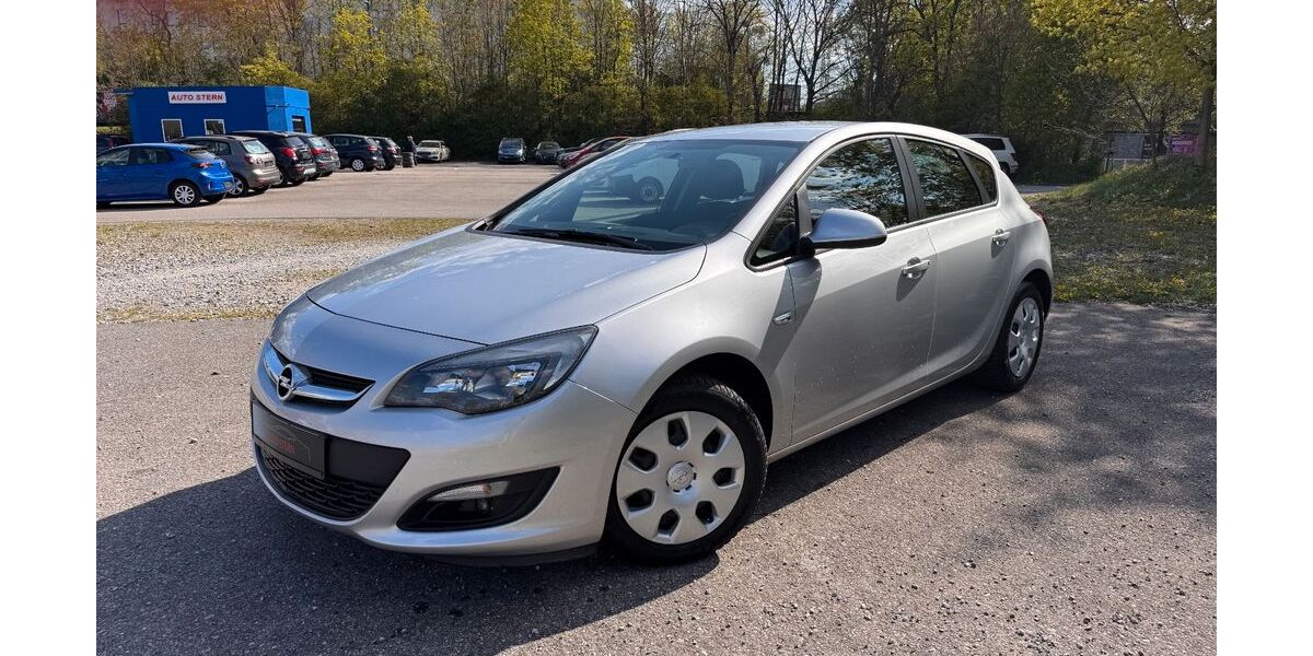 Opel Astra 147.000 km 5.300 &euro; München 80939