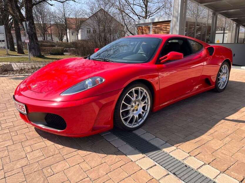 F430