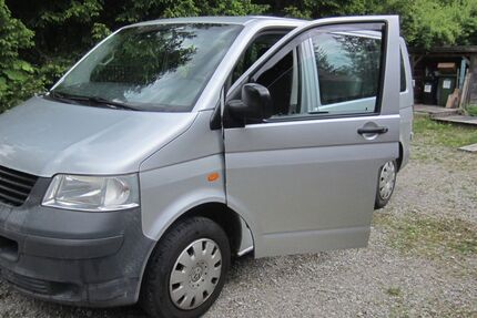 VW T5 Transporter 176.500 km 14.999 &euro; Schäftlarn 82069