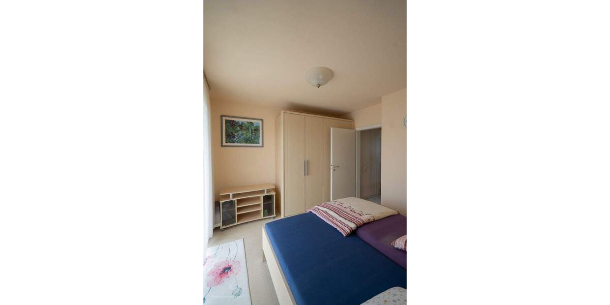 ***Heike Borchers Immobilien***Attraktive Dachterrassenwohnung im Herzen Unterhachings*** 3 zimmer